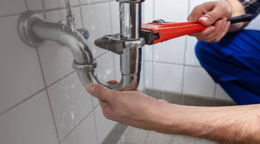 Expert burst pipe repair services in Saint Albans, WV